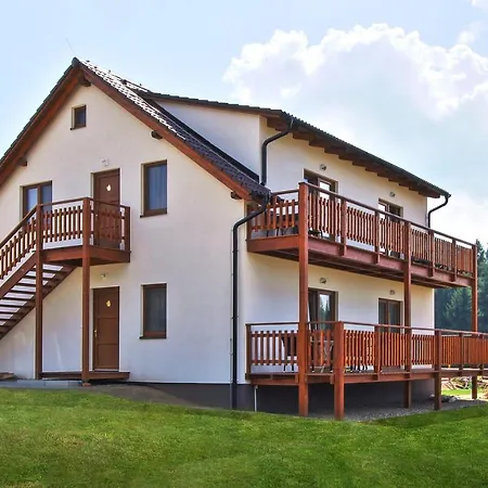 Orman Evi Tlusty Svist Vaclavov u Bruntalu
